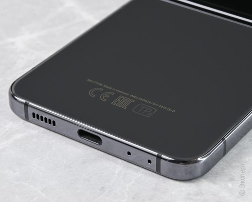 Samsung Galaxy Z Flip5 SM-F731B 8/256Gb Graphite. Изображение 8.